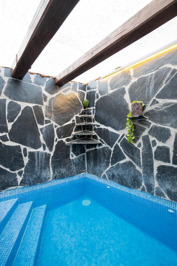 El Eden De Javier Guest House Robledillo ภายนอก รูปภาพ