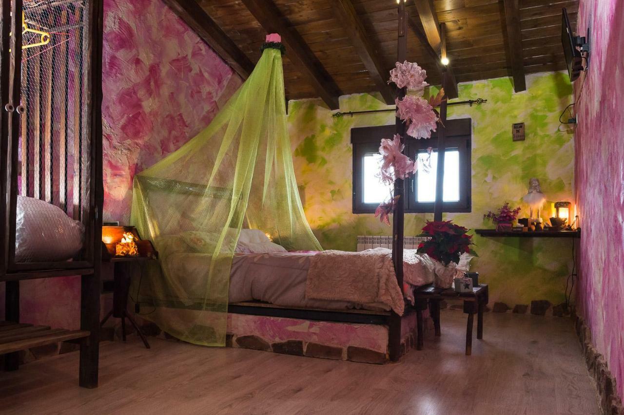 El Eden De Javier Guest House Robledillo ภายนอก รูปภาพ