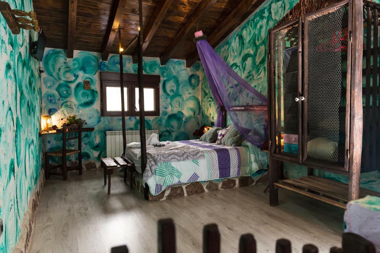 El Eden De Javier Guest House Robledillo ภายนอก รูปภาพ