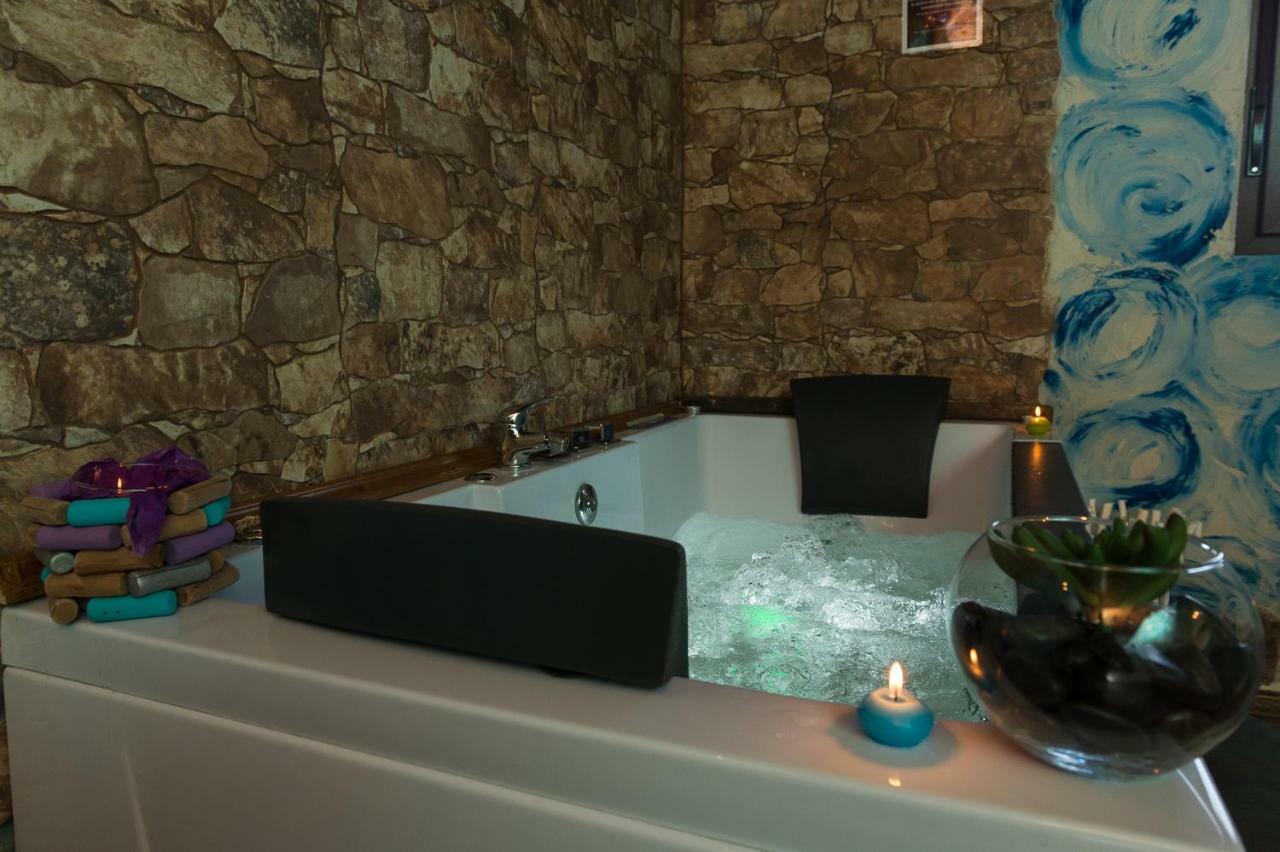 El Eden De Javier Guest House Robledillo ภายนอก รูปภาพ