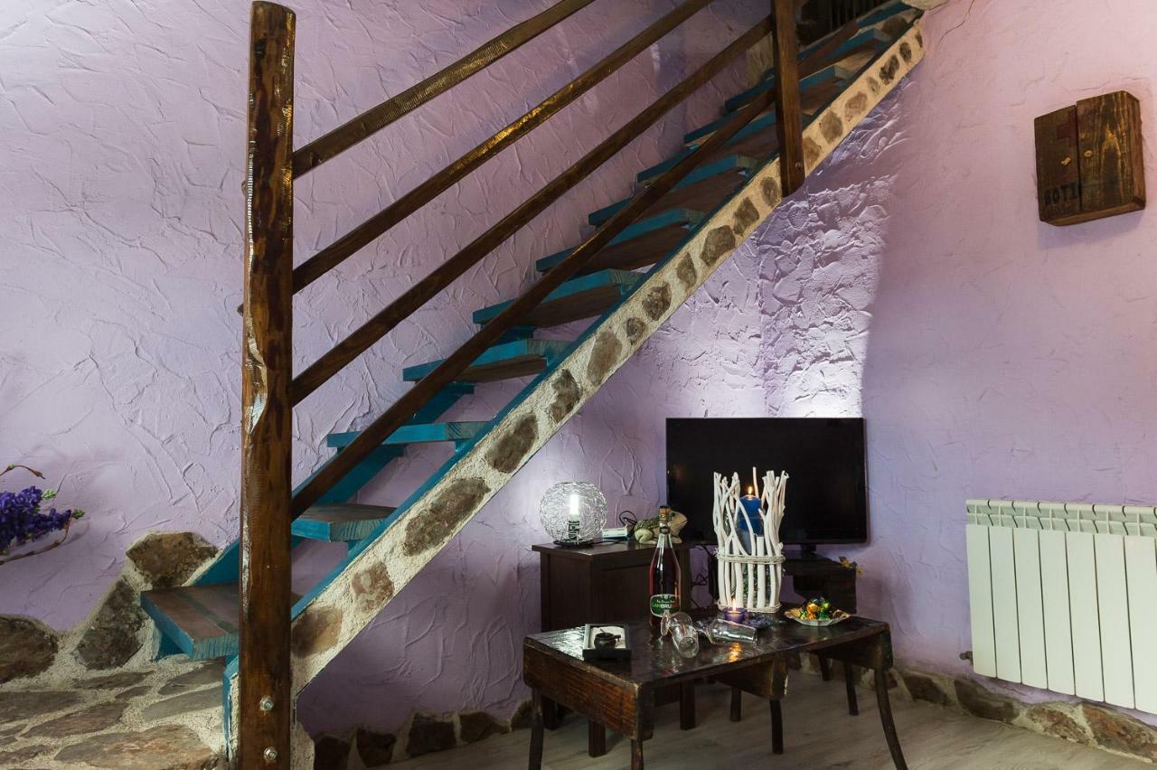 El Eden De Javier Guest House Robledillo ภายนอก รูปภาพ