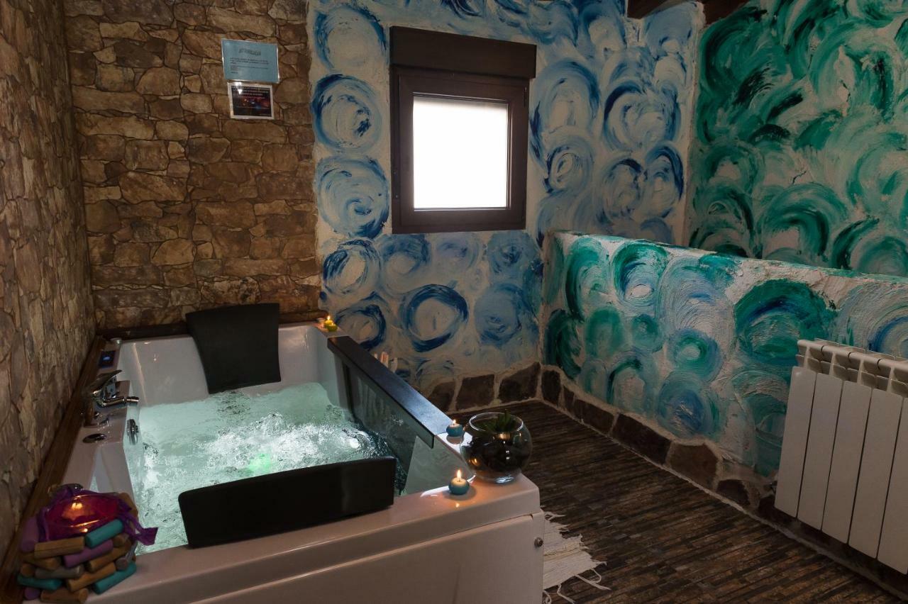 El Eden De Javier Guest House Robledillo ภายนอก รูปภาพ